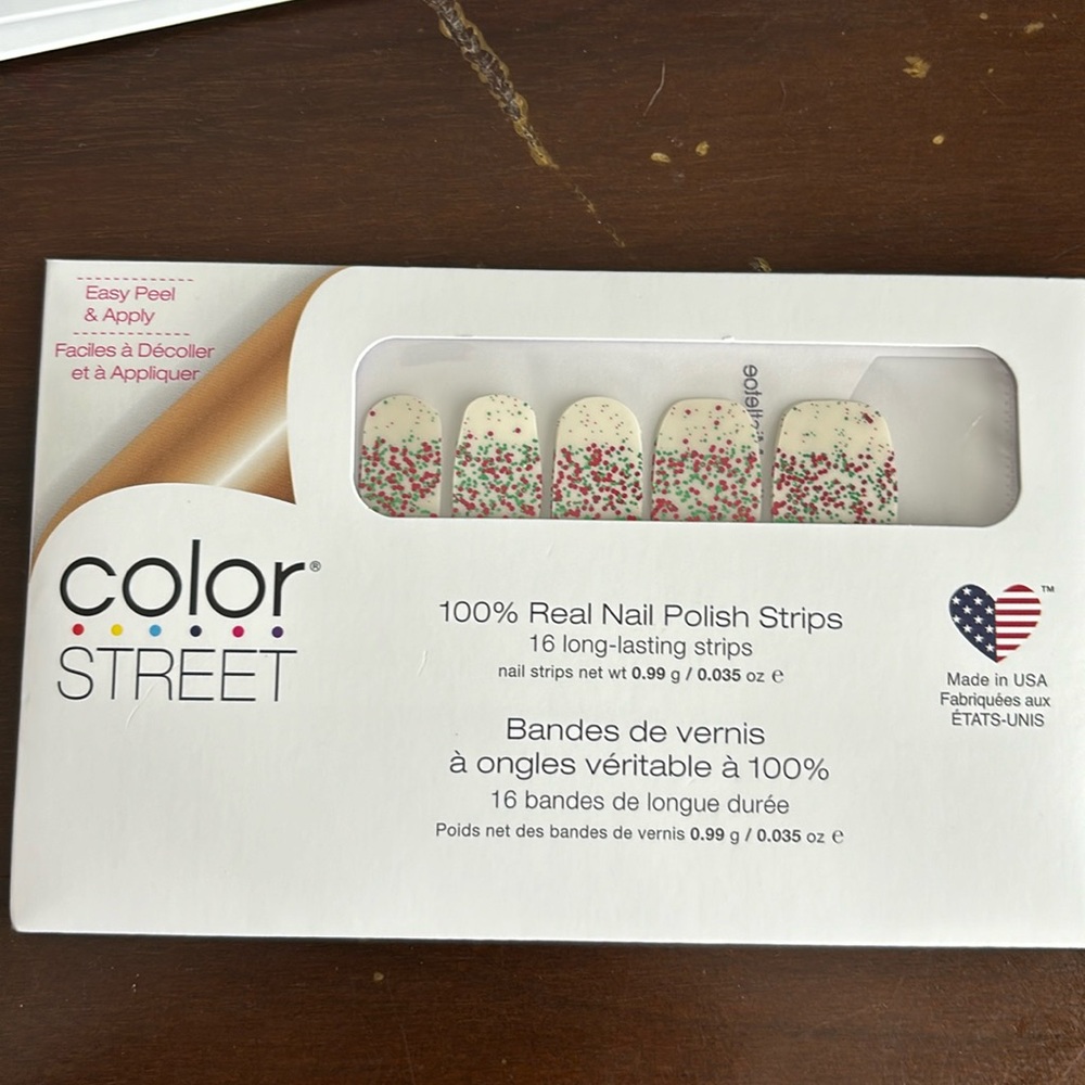 Color Street Under the Mistletoe